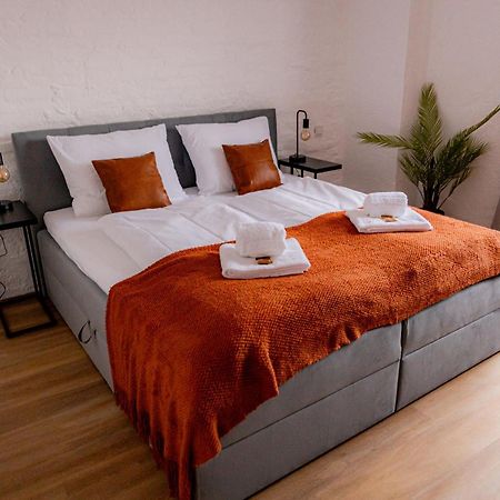 Highlight Am Stadtplatz Muehldorf - C4S Come4Stay - 2 Zimmer Wohnung I Bis Zu 5 Gaeste Bagian luar foto