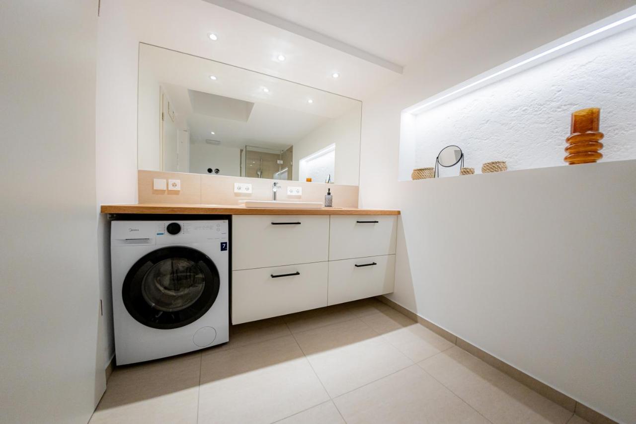 Highlight Am Stadtplatz Muehldorf - C4S Come4Stay - 2 Zimmer Wohnung I Bis Zu 5 Gaeste Bagian luar foto