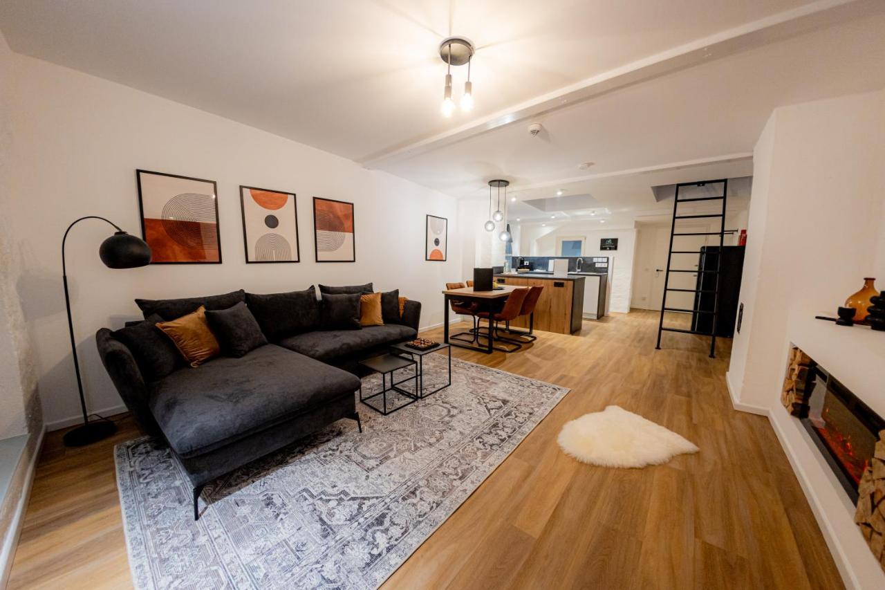 Highlight Am Stadtplatz Muehldorf - C4S Come4Stay - 2 Zimmer Wohnung I Bis Zu 5 Gaeste Bagian luar foto