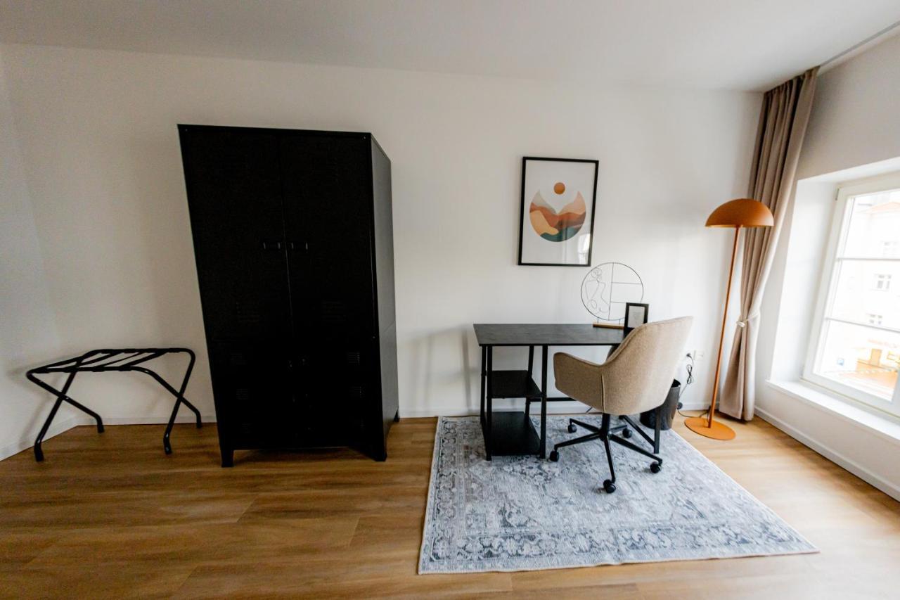 Highlight Am Stadtplatz Muehldorf - C4S Come4Stay - 2 Zimmer Wohnung I Bis Zu 5 Gaeste Bagian luar foto