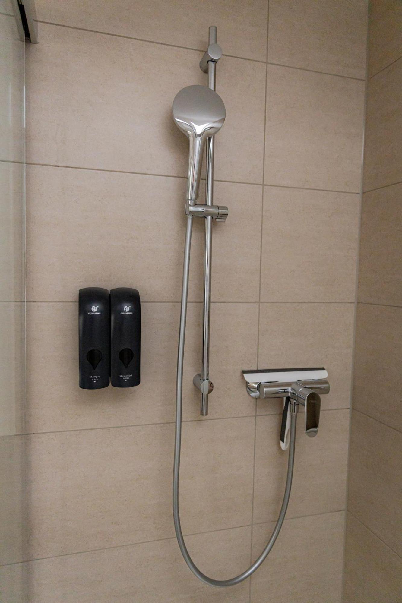 Highlight Am Stadtplatz Muehldorf - C4S Come4Stay - 2 Zimmer Wohnung I Bis Zu 5 Gaeste Bagian luar foto