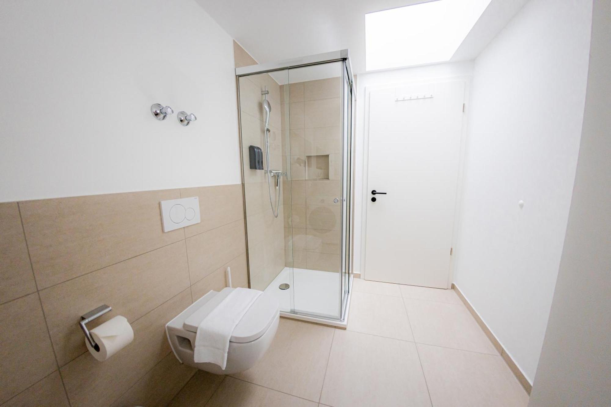 Highlight Am Stadtplatz Muehldorf - C4S Come4Stay - 2 Zimmer Wohnung I Bis Zu 5 Gaeste Bagian luar foto